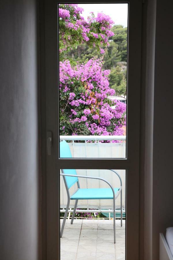 Apartment Mlacic Hvar Island Exteriör bild